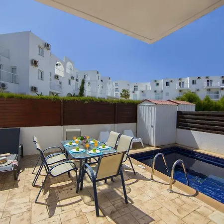 Villa Blue River