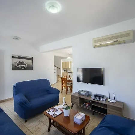 Villa Blue River